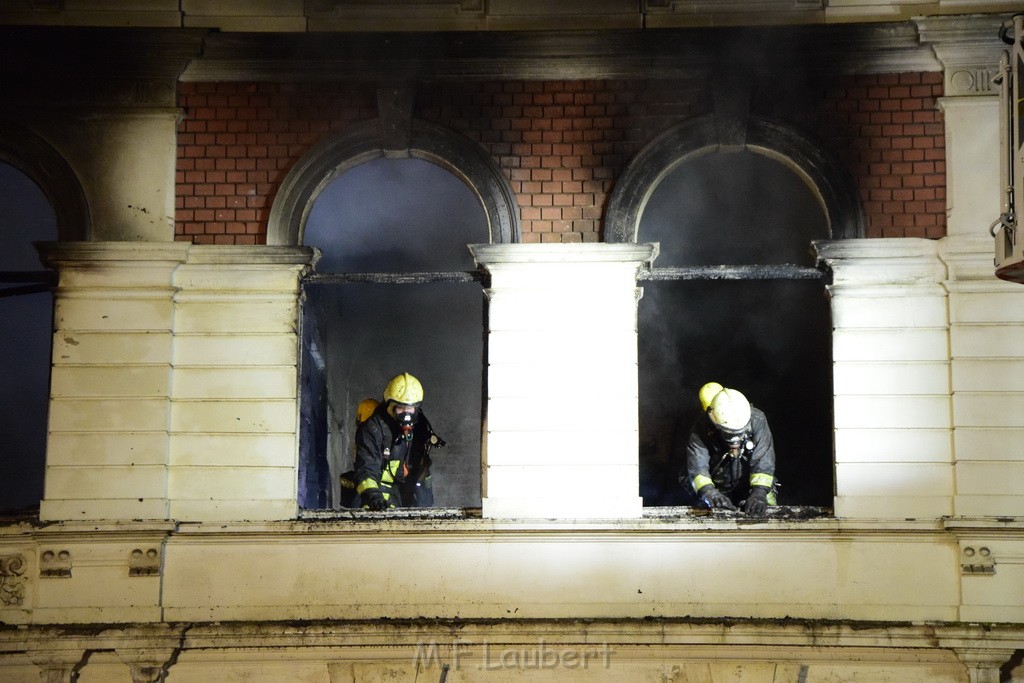 Feuer 2 Y Koeln Ehrenfeld Everhardtstr P197.JPG - Miklos Laubert